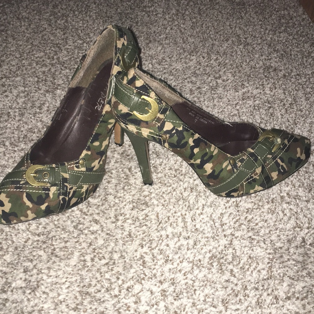 Camo heels